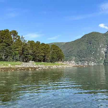 Lejlighed 2 Bedroom Gorgeous In Eresfjord Nauste